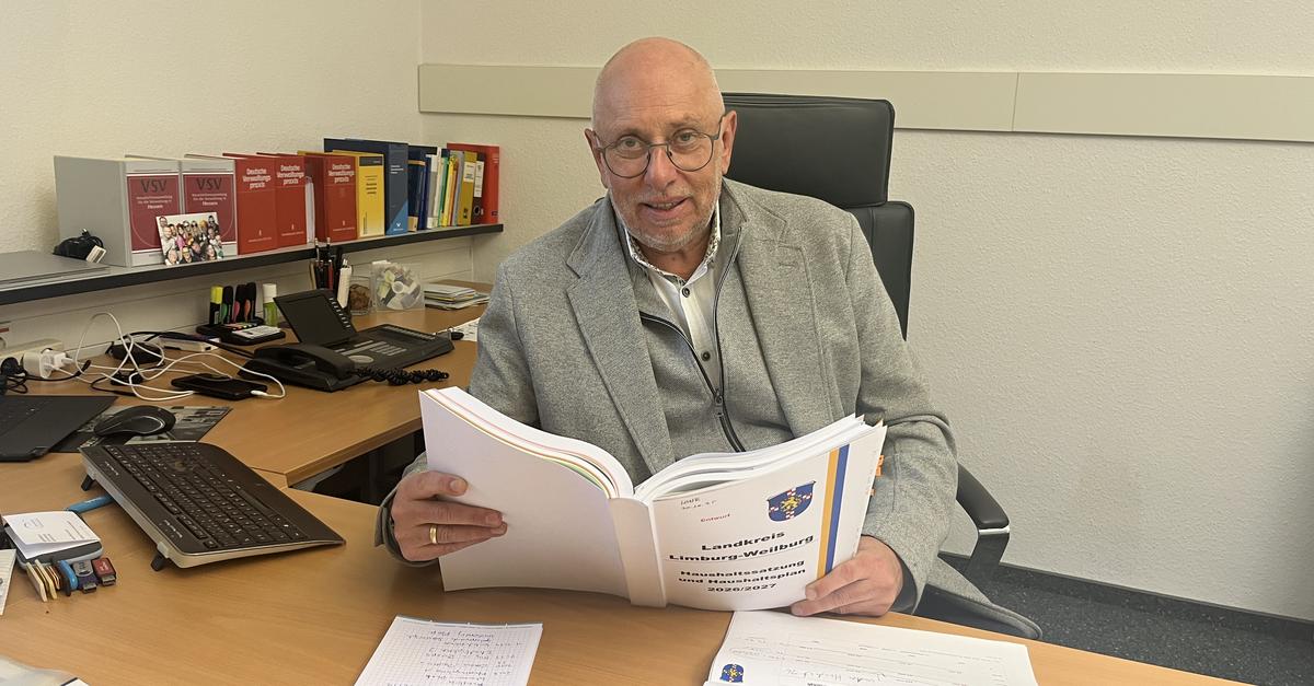 Michael Lohr Und Die Erfolgreiche Entschuldung Des Landkreises michael-lohr-und-die-erfolgreiche-entschuldung-des-landkreises